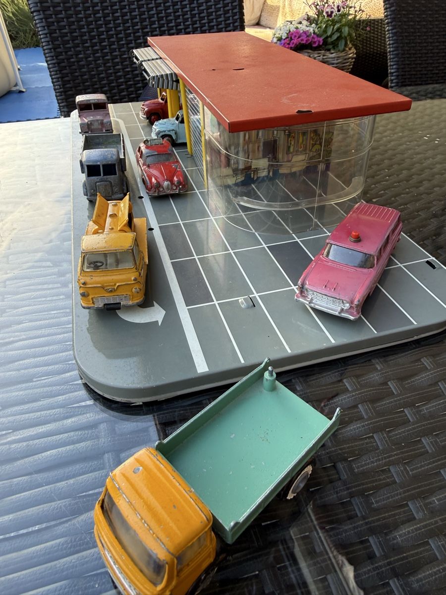 Dinky Toys Modellini d'auto: Modellautos Dinky Toys 1 Corgi – Usato da Schupfart venduto da 1.TopAngebote