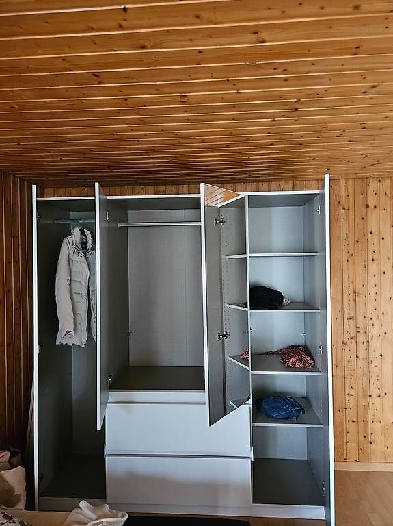 Armadi: Wohnzimmer Schrank  – Usato da Buchberg venduto da sta_5jph 2
