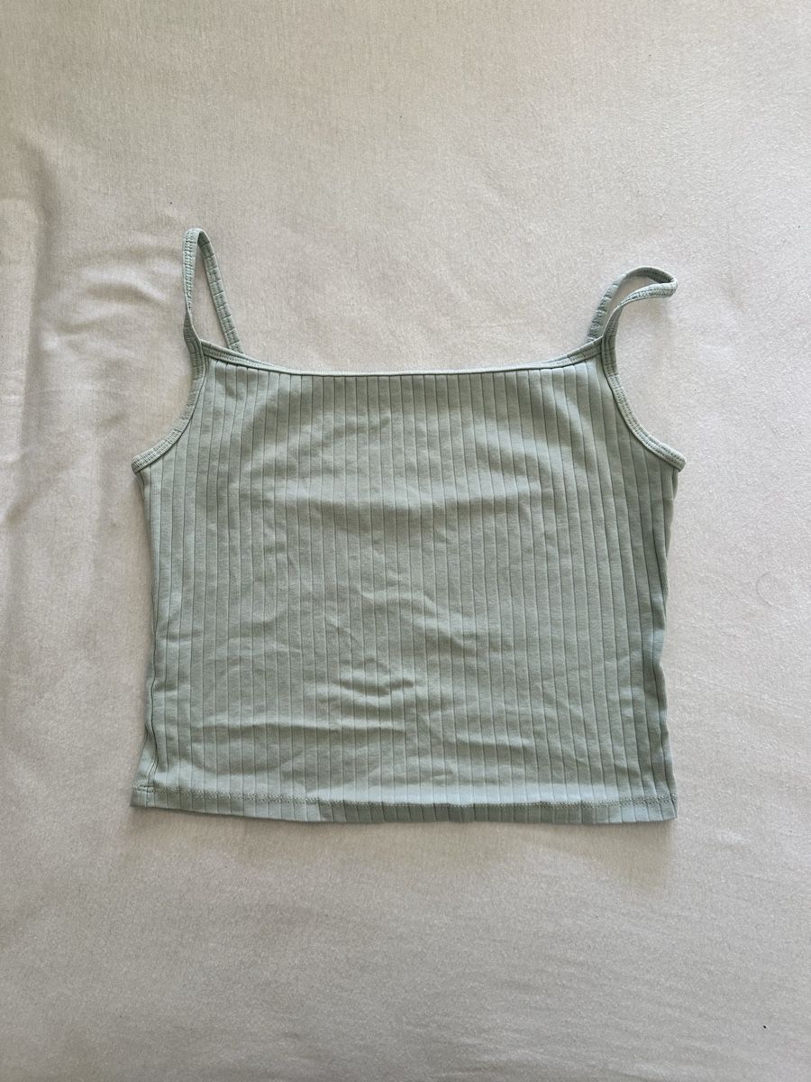 Top: Clothing Bundle Tops in S/M – Usato da Rümlang venduto da sunny_buhu 3