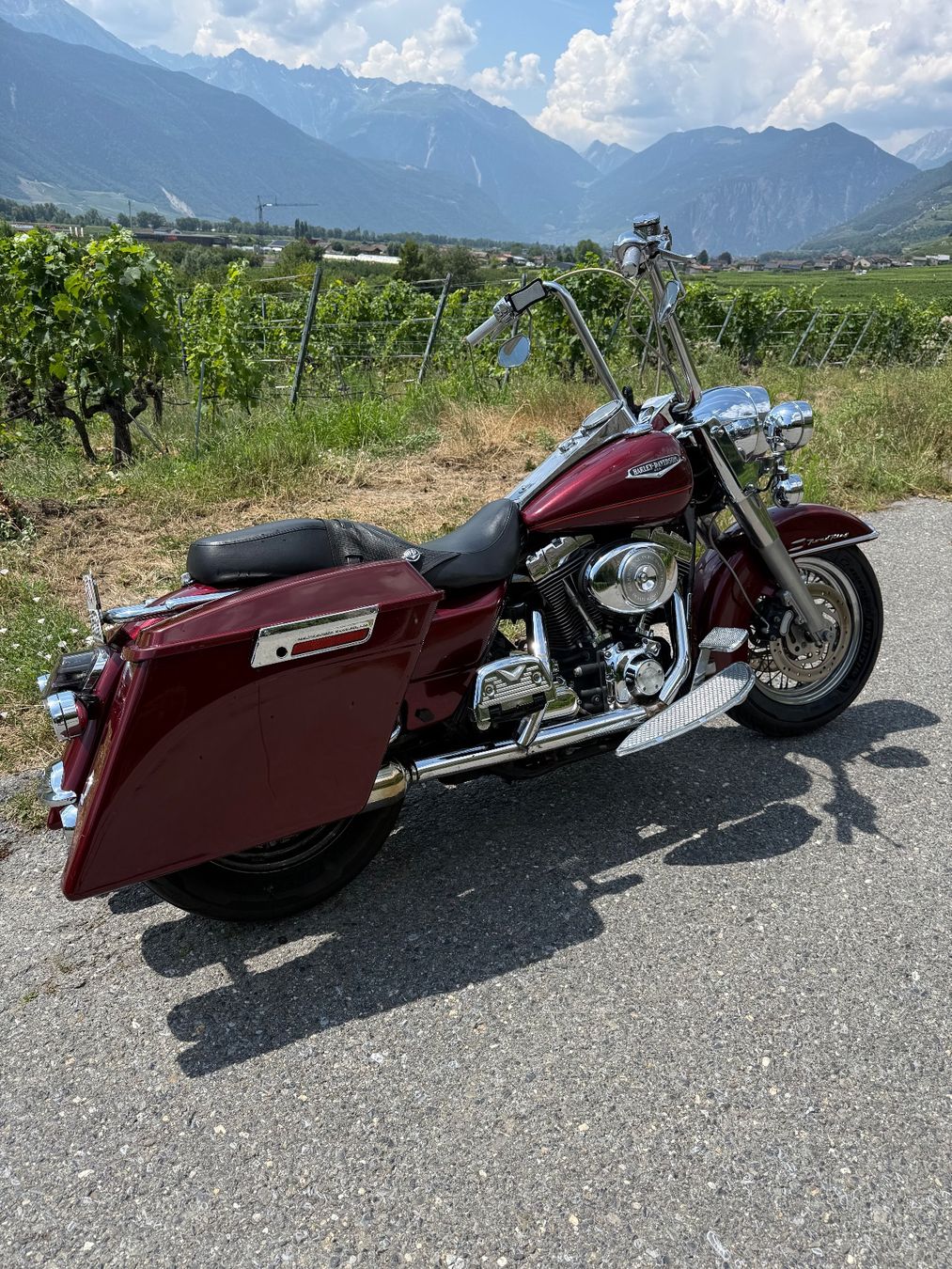 Harley-Davidson Cruisers: Harley Road King style Chicanos – D'occasion à Fully par dundee06 2