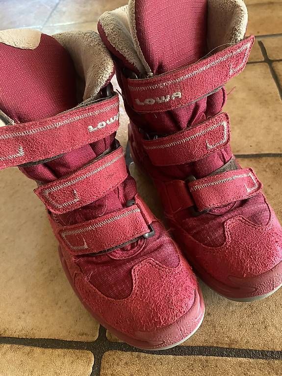 Scarpe per ragazzi: LOWA Winterstiefel 33 – Usato da Därstetten venduto da yas_pb5r