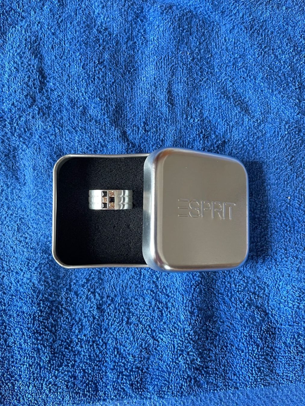 Esprit Ringe: Ring ESPRIT Glitzersteine 925 Sterling Silber, Gr.58 – Neu und originalverpackt aus Kriens von Angie88 1