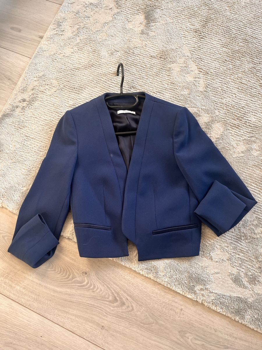 Mango Giacche: Elegant Cropped Blazer from MANGO , Size S, Navy Blue – Usato da Affoltern am albis venduto da onlyrose123 2