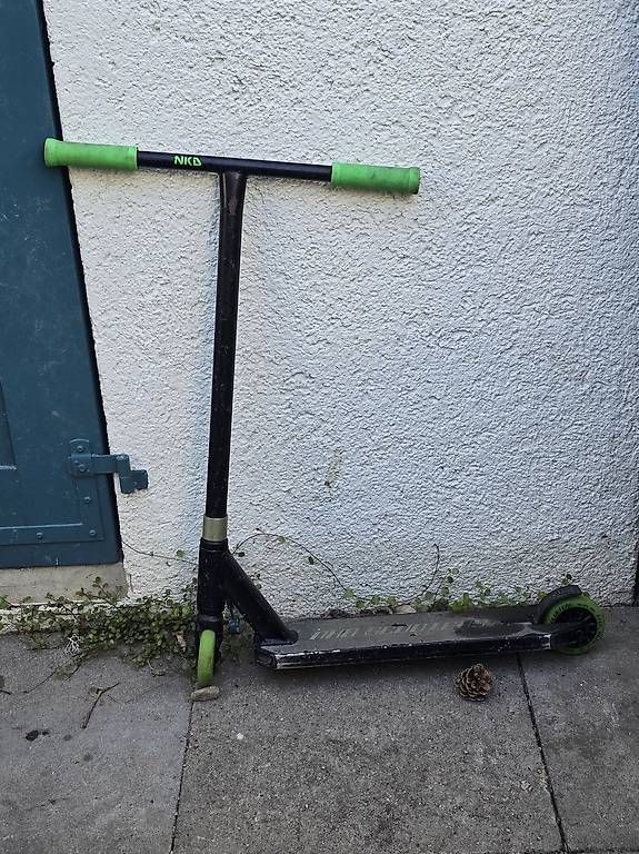 Scooters: Scooter NKD – Gebraucht aus Hombrechtikon von fre_p7q9 1