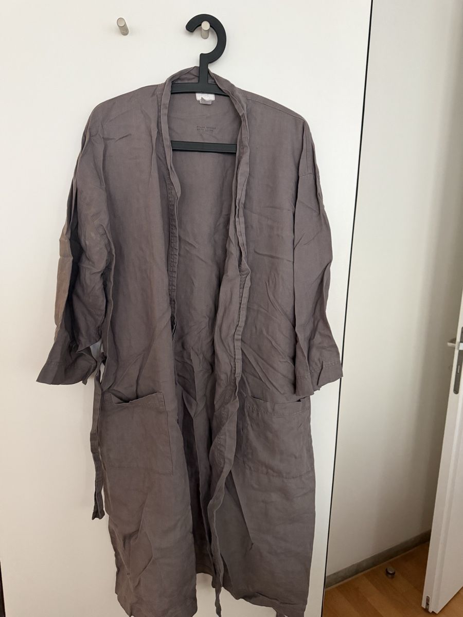 H&M Accappatoi: 100% Linen robe H&M grey – Usato da Zürich venduto da jus_sw7l 1