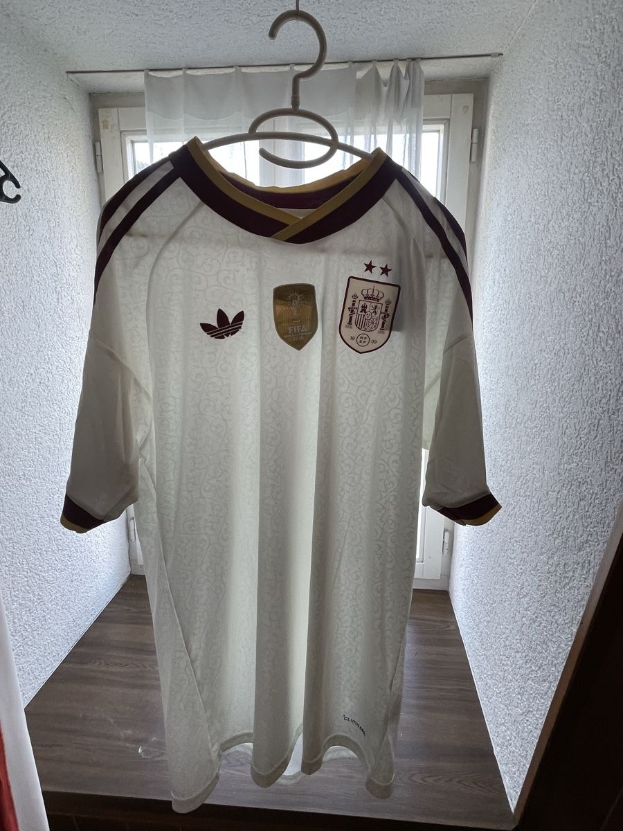 Leibchen & Hosen: Spanien Trikot Weltmeister – Neu und originalverpackt aus aarburg von maximus1950 1