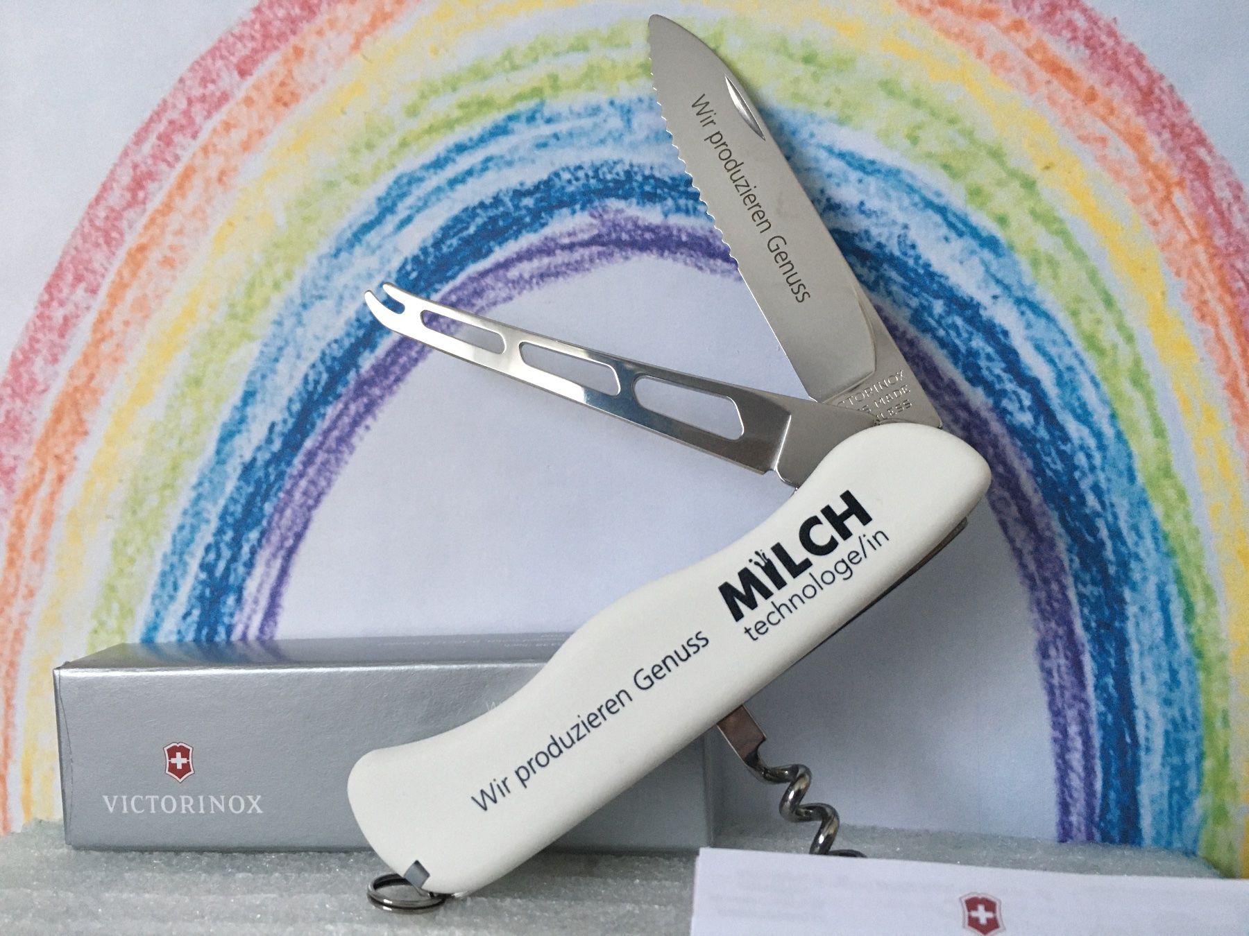 Victorinox Taschenmesser: VICTORINOX - Schweizer Käsemesser - MILCHtechnologe/in – Neu und originalverpackt aus Andwil SG von Rainboli