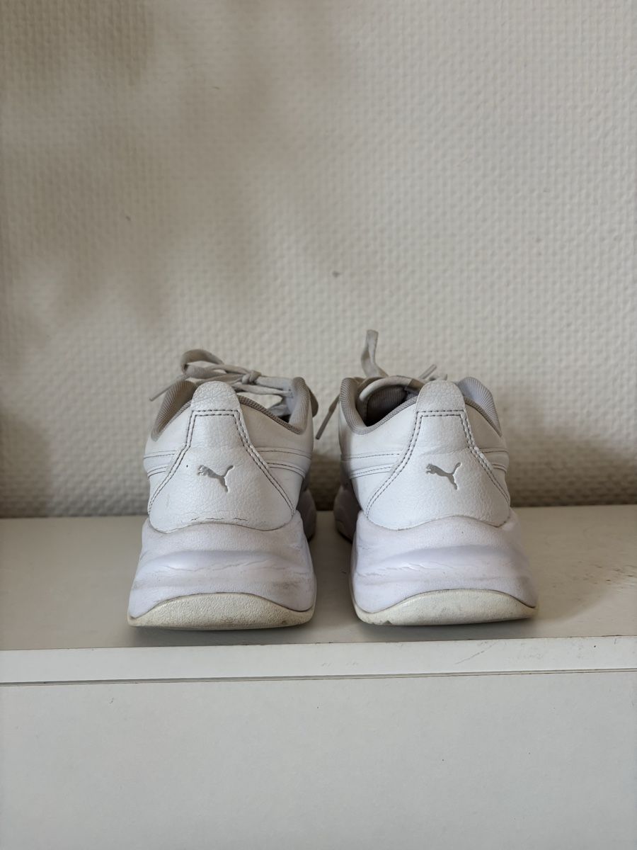 Puma Chaussures femmes: Baskets Puma femme  – D'occasion à Lausanne par shabnam.t 4