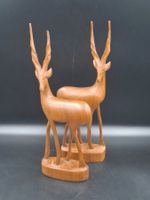 Handgeschnitzte Gazellen Antilopen Statuen aus Teakholz 1960