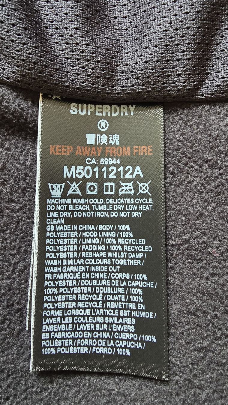 Superdry Giacche: Veste Superdry taille M – Nuovo e nell'imballaggio originale da Siviriez venduto da gad_6pqg 1