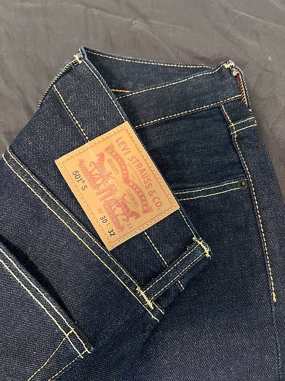 Jeans: Levis 501 raw denim neu 30/32 – Usato da St Gallen venduto da rub_gk9g 1