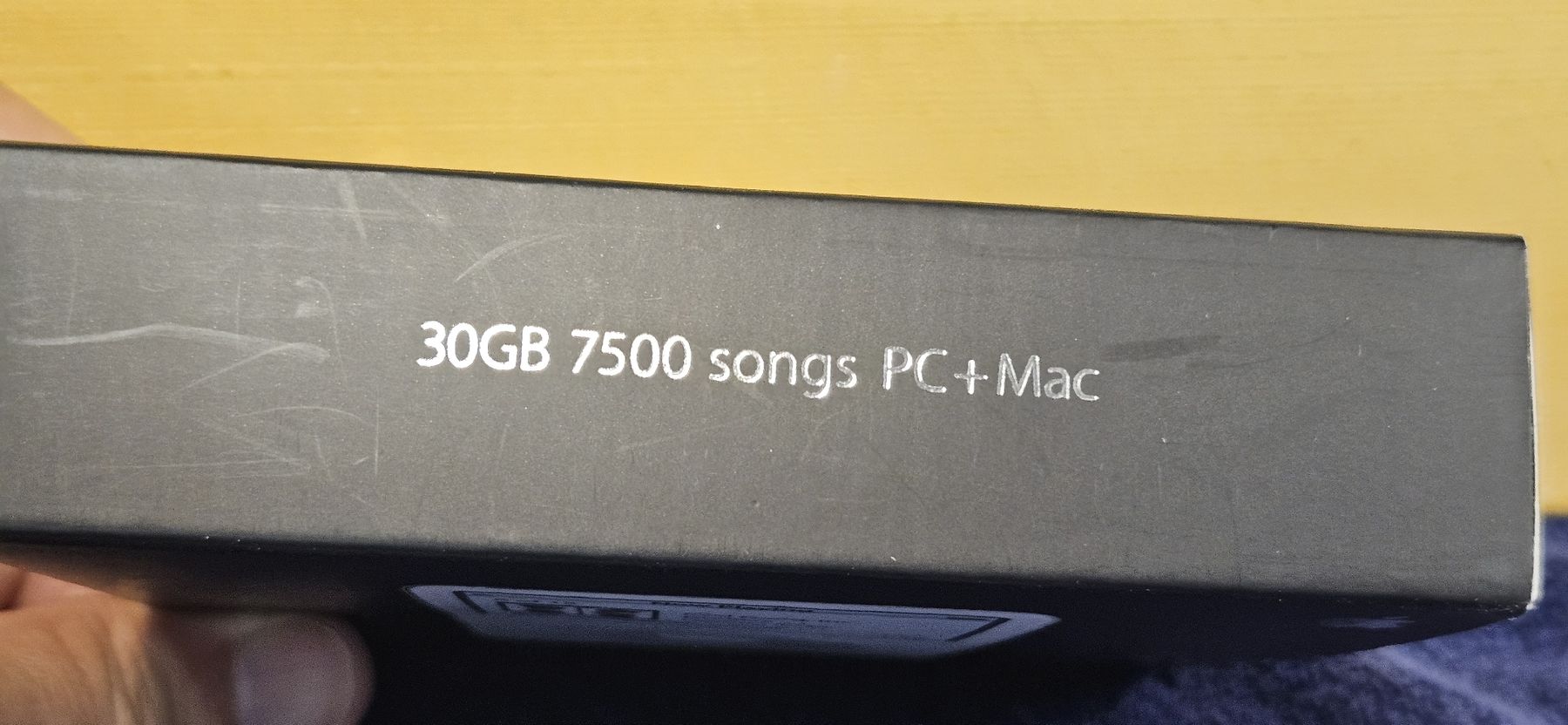 Apple Lettore multimediale portatile: Apple iPod Musikplayer mit Originalverpackung – Usato da Riehen venduto da Herr_Habido 1
