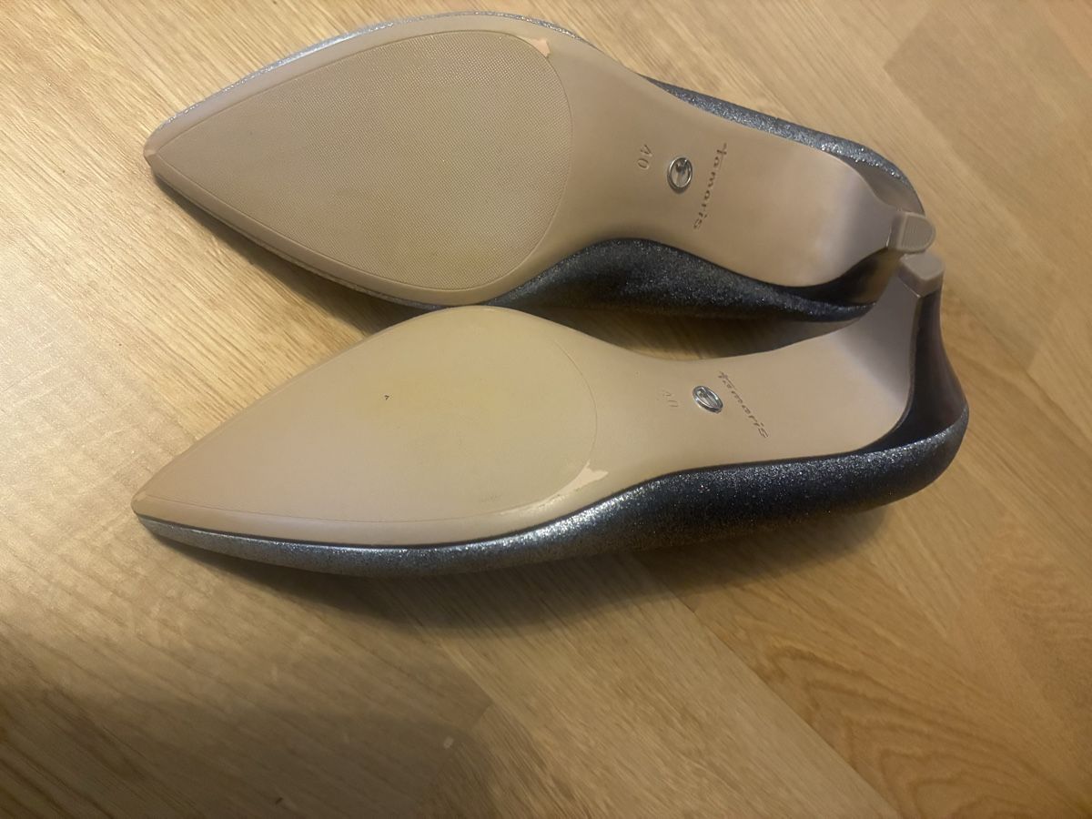Tamaris Scarpe da donna: Tamaris Pumps silber Grösse 40 Glitzer – Nuovo (secondo la descrizione) da Adliswil venduto da Datty 3