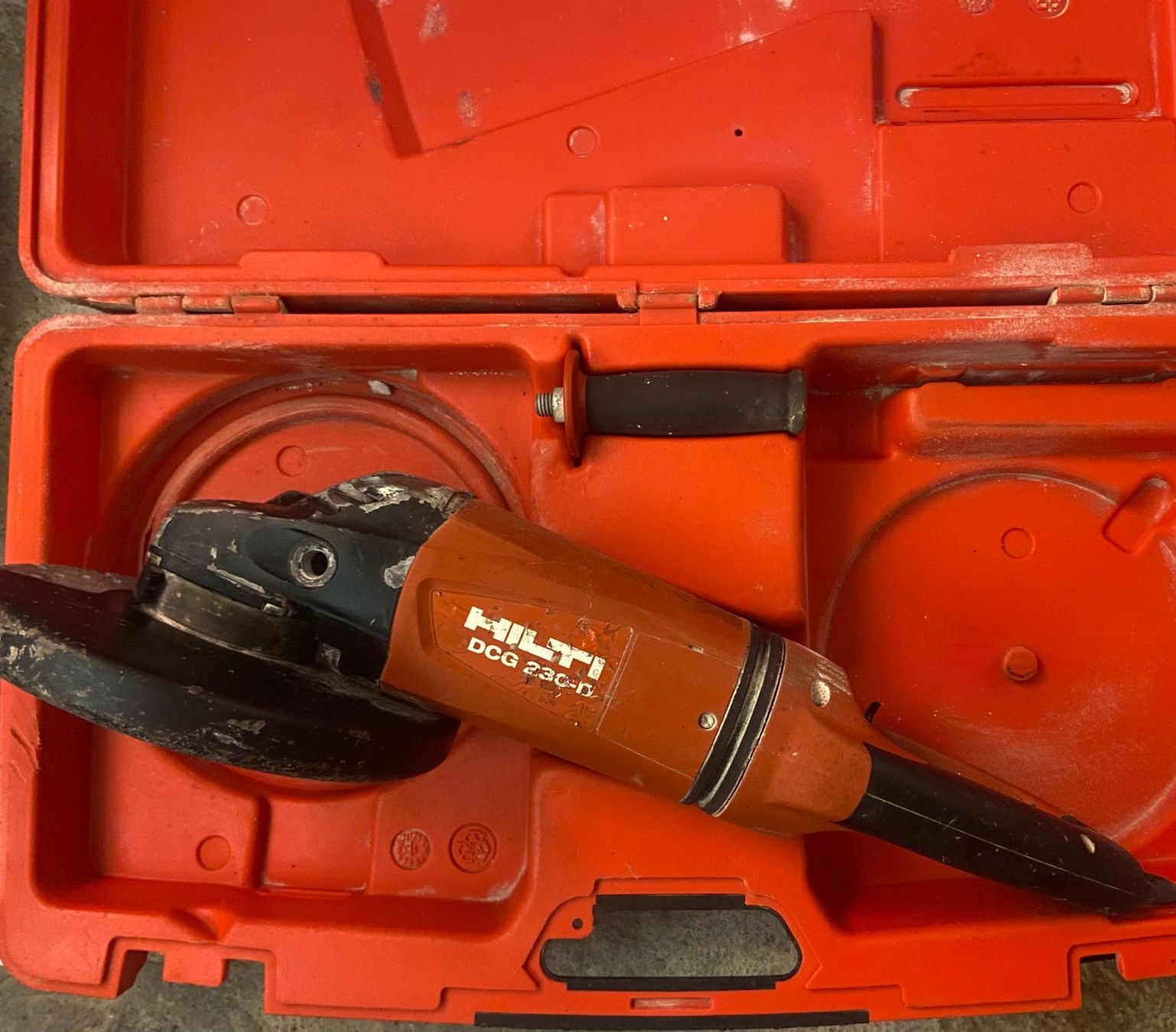 Smerigliatrici & Lucidatrici: Meuleuse D Angle/Winkelschleifer Hilti DCG 230 D – Usato da Echallens venduto da Tools2525