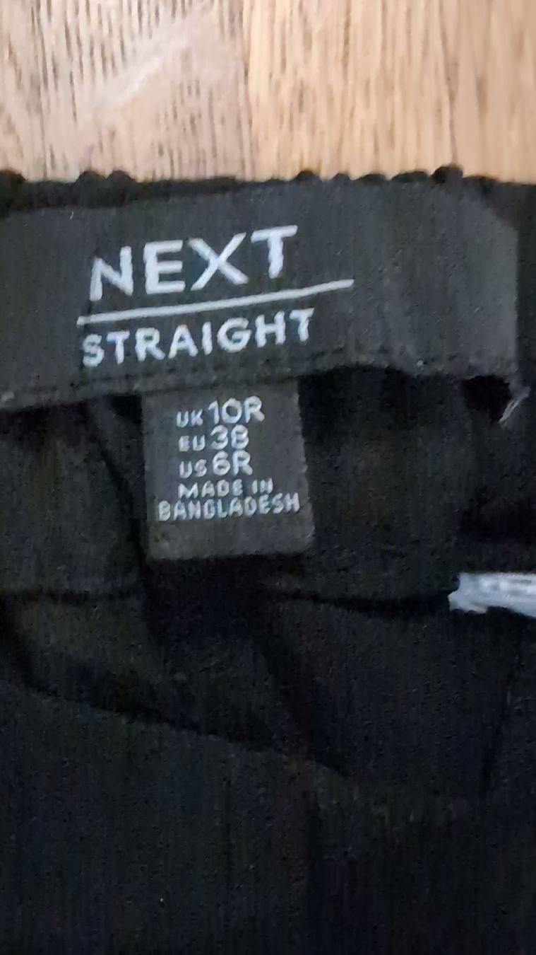 Next Hosen: Next Hose, Schwarz, Grösse 38, Straight Fit – Gebraucht aus Bern von Orwahn 1
