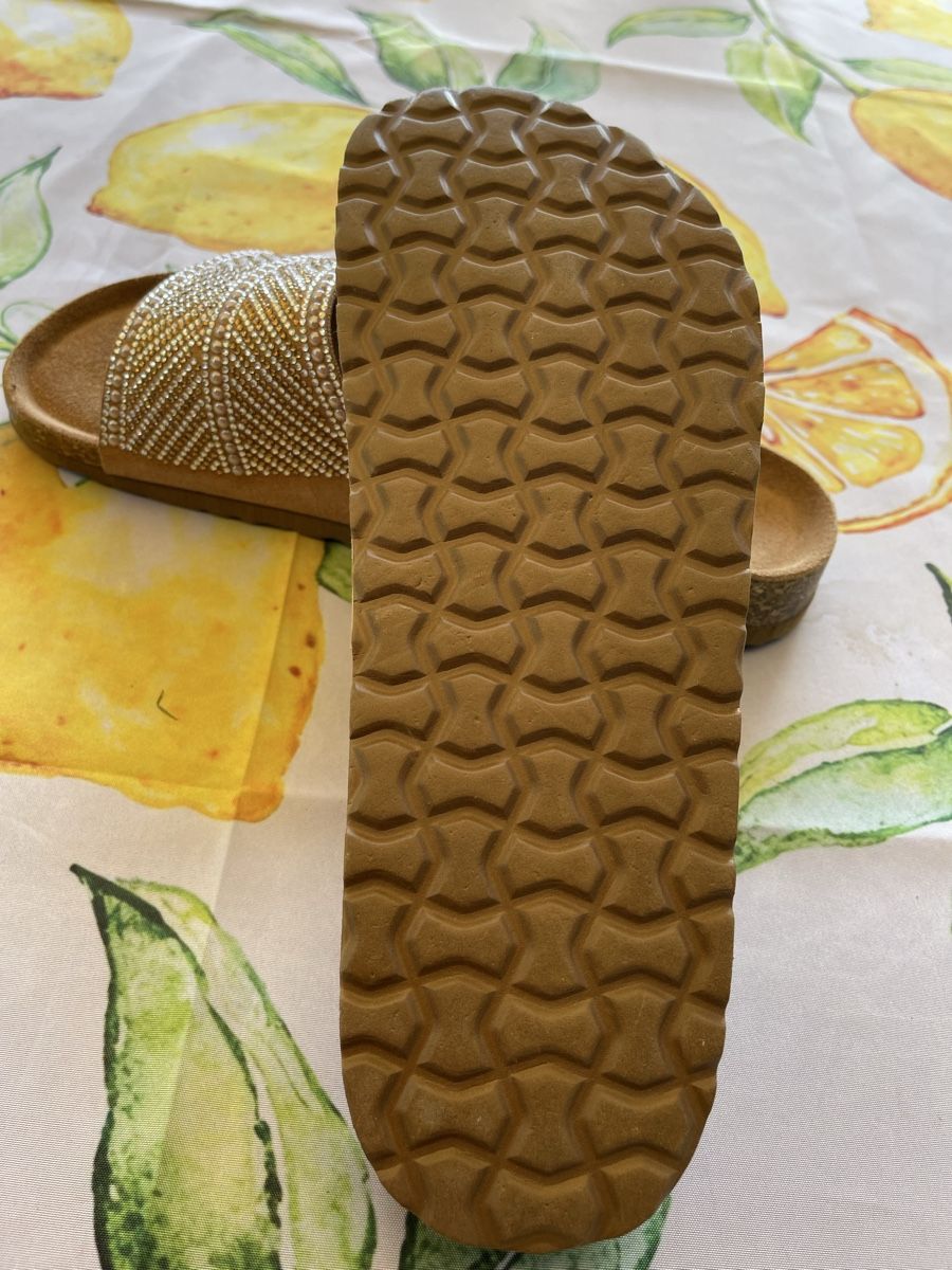 Chaussures femmes: Slipper Fausta Moretti Grösse 39 Strass besetzt neu – D'occasion à Oensingen par August1955 3