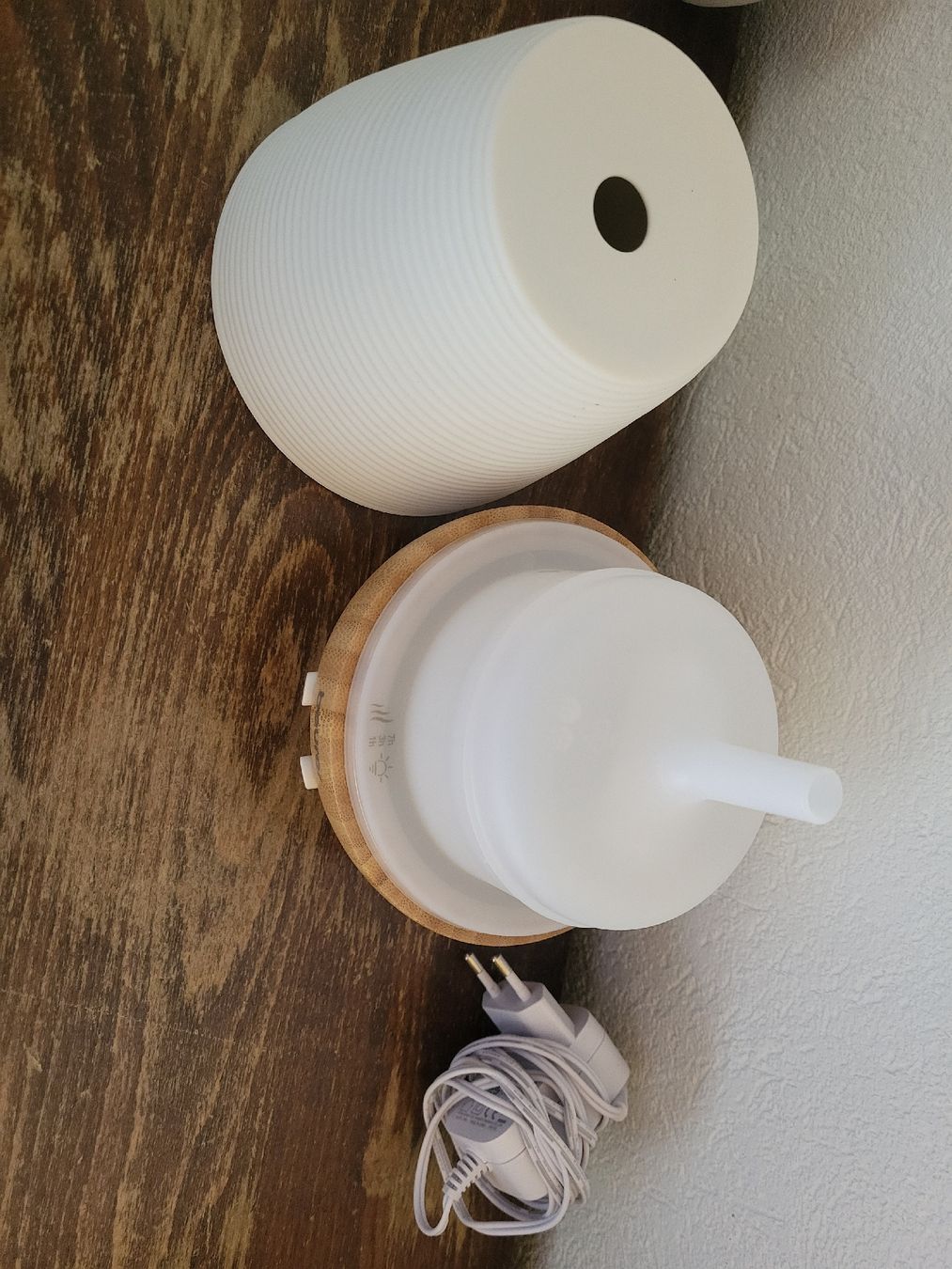 Beurer Diffusori di oli essenziali: Beurer LA 40 Aroma Diffusor / neuwertig! – Nuovo (secondo la descrizione) da Bettmeralp venduto da ra_jo_9 3