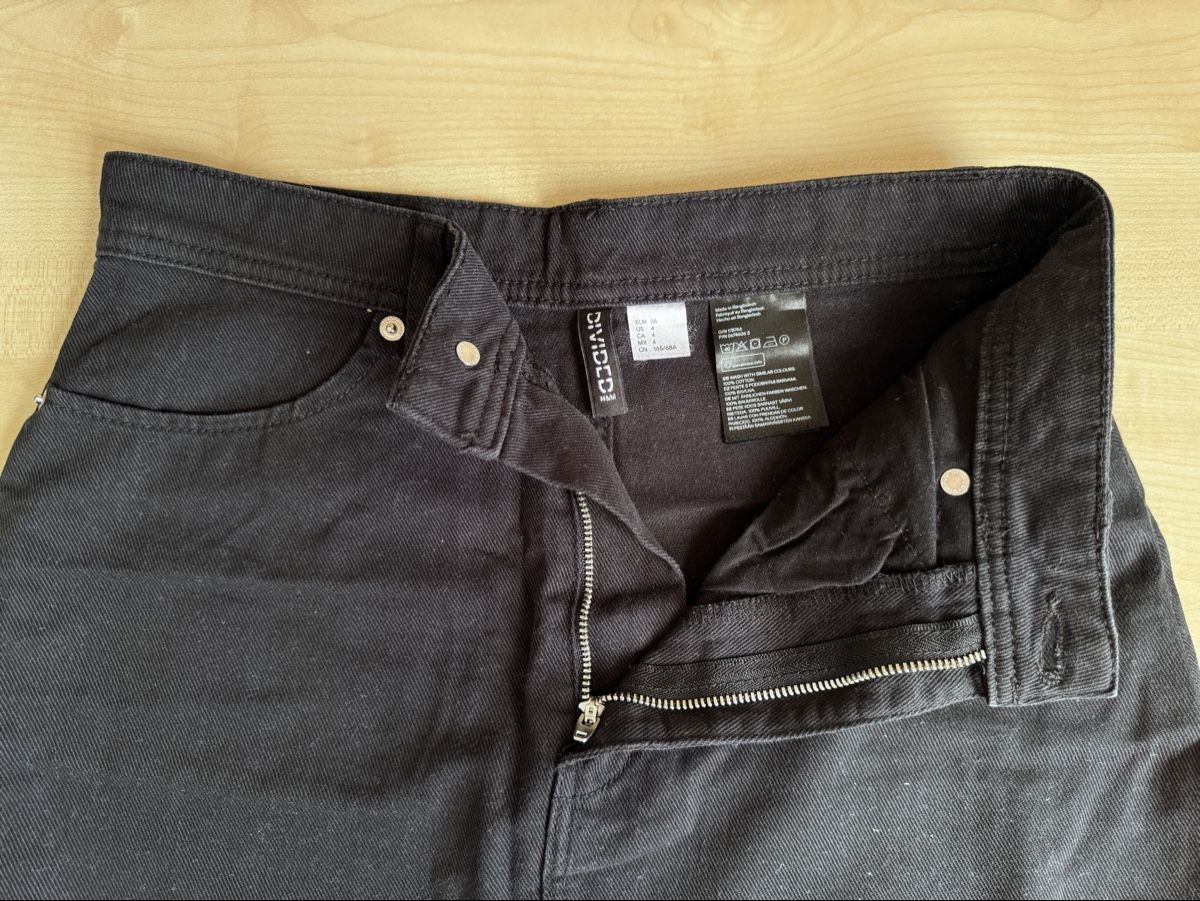 H&M Gonne: Jupe denim noir neuve - H&M - taille 36 – Nuovo e nell'imballaggio originale da Genève venduto da swissjojo 2