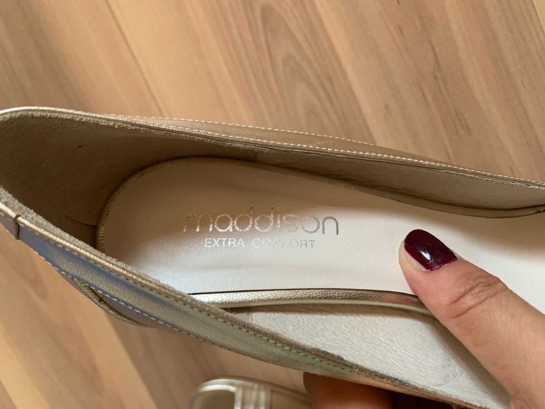 Scarpe da donna: Goldene Pumps – Usato da Hochdorf venduto da Forestgreen 5