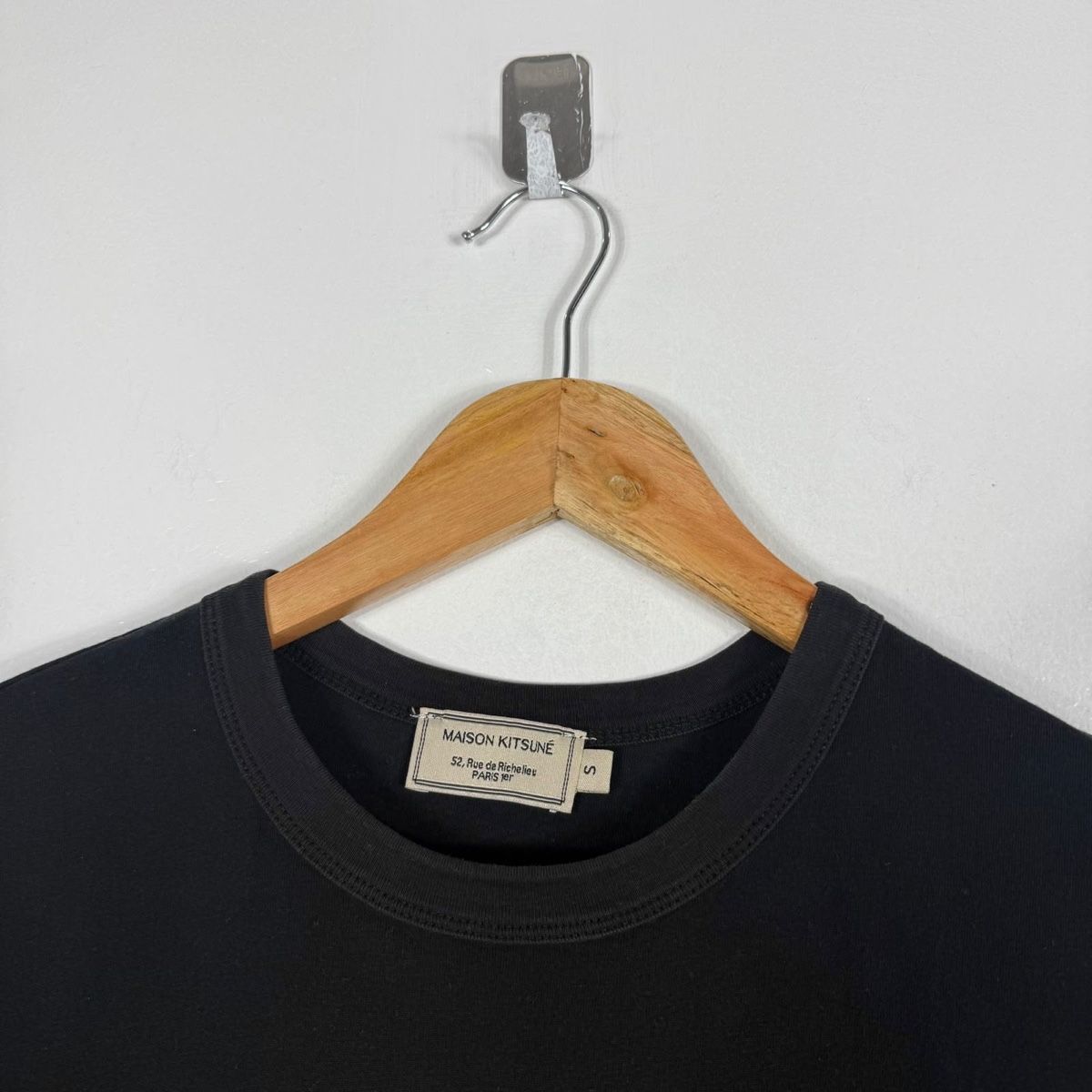 T-shirt: T-Shirt Maison Kitsuné Noir Double Fox Head Patch Coton - S  – Nuovo (secondo la descrizione) da Hauterive NE venduto da Leo_o 2