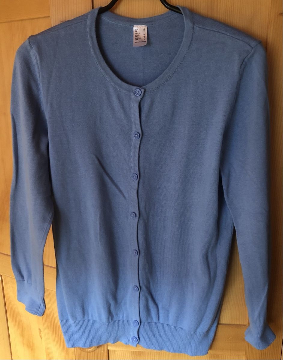 Jacken: CARDIGAN, hellblau, Gr.40, neuwertig! – Gebraucht aus Mühlebach (Goms) von chr_q6d8