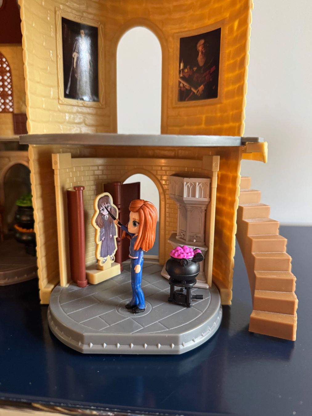 Giocattoli: Spin Master Hogwarts Schloss plus Harry Potter/Ginny Weasley – Nuovo (secondo la descrizione) da Zürich venduto da Snow2 1
