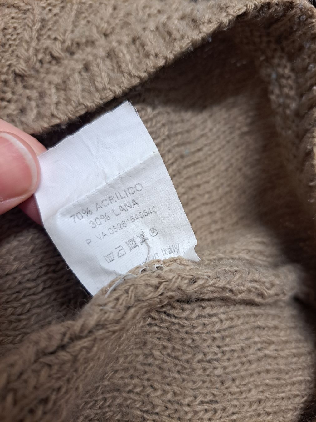 Vestiti: Strickkleid – Usato da Basel venduto da kru_m5x5 5
