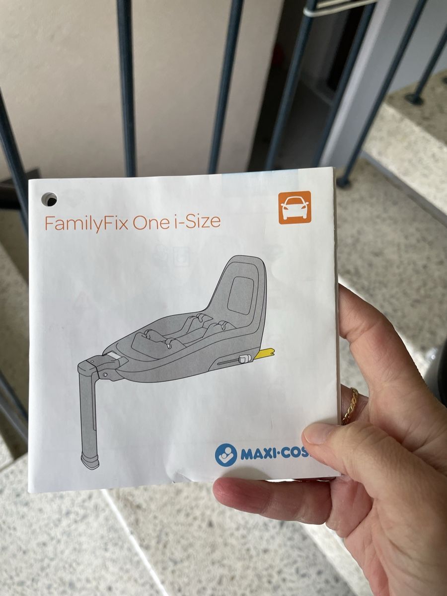 Maxi-Cosi Seggiolini per auto: FamilyFix One I-size Maci Cosi Base – Usato da Meilen venduto da val_tsv8 1