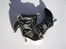 3D Anhänger Stifelette, Stiefel silber/schwarz