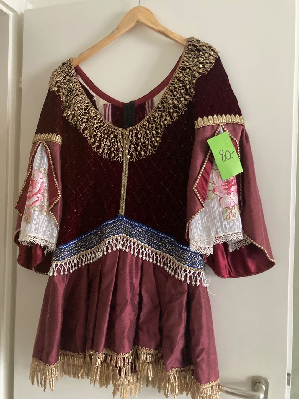 Costumi: Oper Kostümfest Kleid – Usato da Basel venduto da Ang_22cx 1