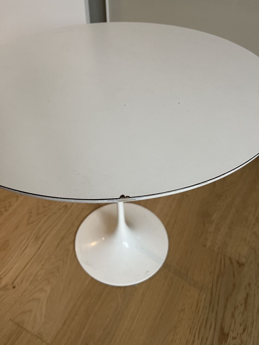 Tische: Saarinen Tulip Couchtisch, 51cm – Gebraucht aus Uitikon Waldegg von Lusha_ 2