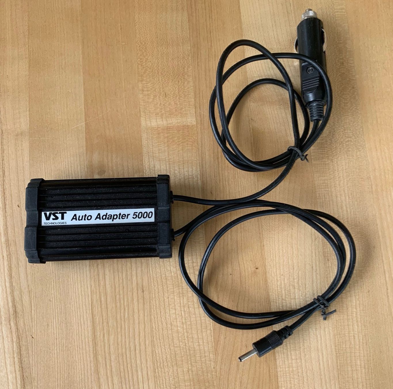 Konverter: Autoadapter Konverter 12 auf 24 Volt – Gebraucht aus Zürich von ruedigg