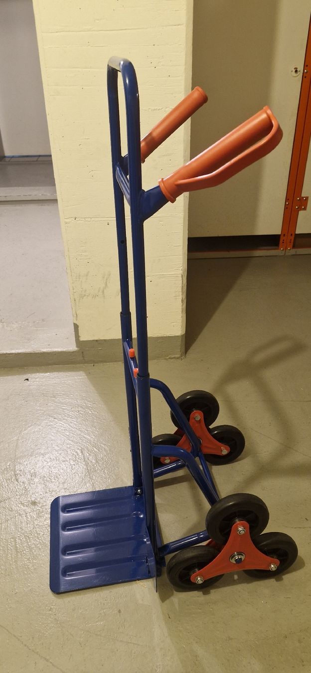 Carriole: Gardebruk Treppenkarre 200kg – Usato da Kloten venduto da Manatee5