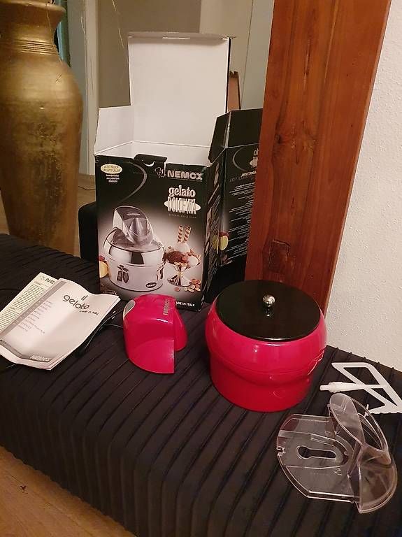 Elettrodomestici da cucina: Glacemaschine NEMOX – Usato da Solothurn venduto da antonella16