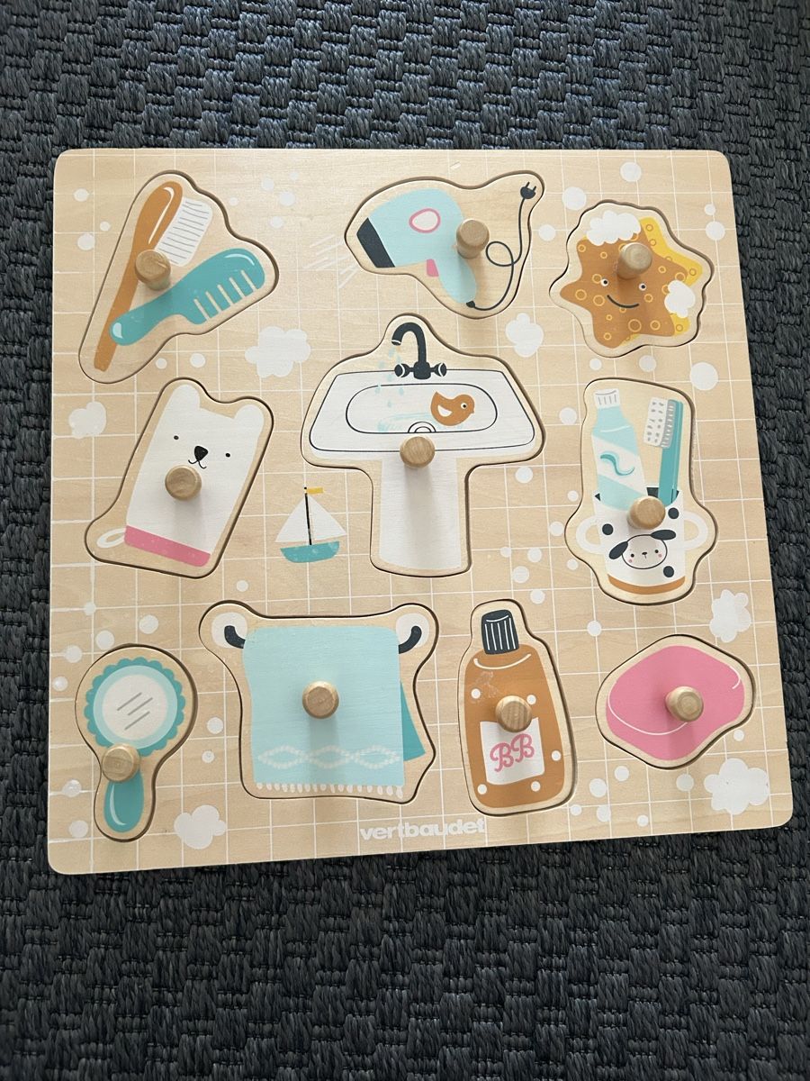 Puzzle: Vertbaudet wooden puzzle bath theme good condition – Nuovo (secondo la descrizione) da Zürich venduto da mar_d7zz