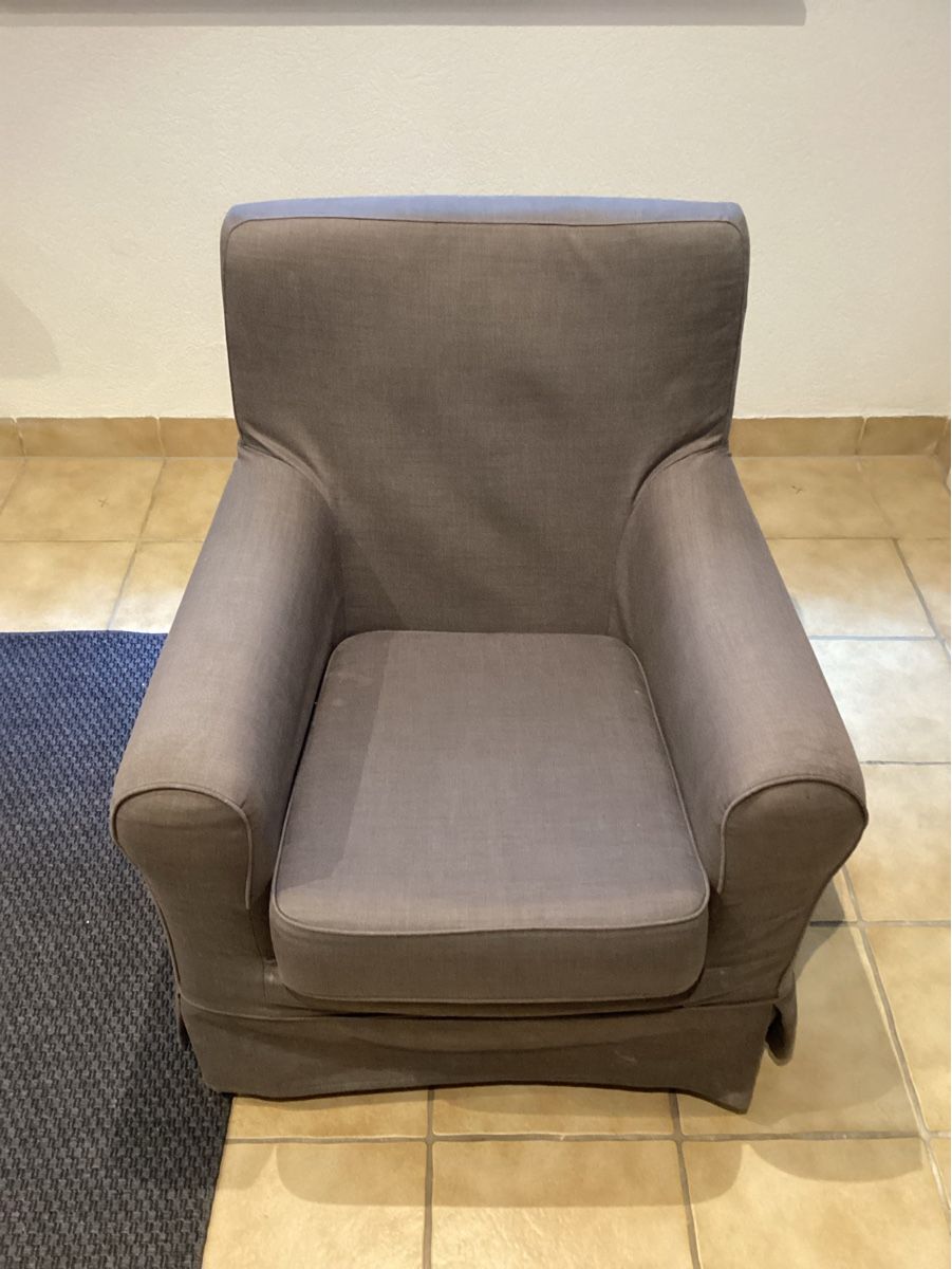Poltrone: Fauteuil IKEA – Usato da Lussy-sur-Morges venduto da vel_rm7p