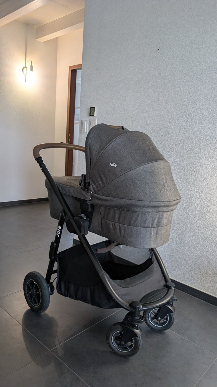 Poussette Joie Versatrax Trio 3-en-1 + base Isofix (Gebraucht) in ...