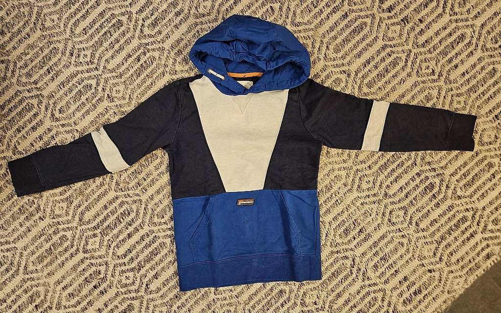Lotti & Set di vestiti: Jungen Kleiderpaket, Grösse 140 – Usato da Nussbaumen AG venduto da Ralix 3