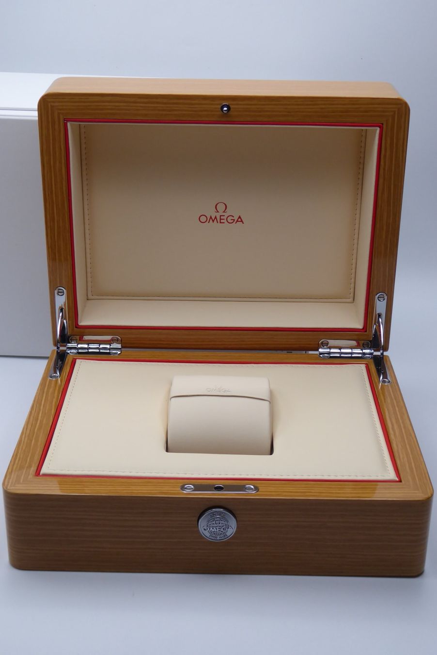 Omega Scatole porta orologi: Omega Seamaster/speedmaster box for watch – Nuovo (secondo la descrizione) da Geneve venduto da adr_xk6n 4