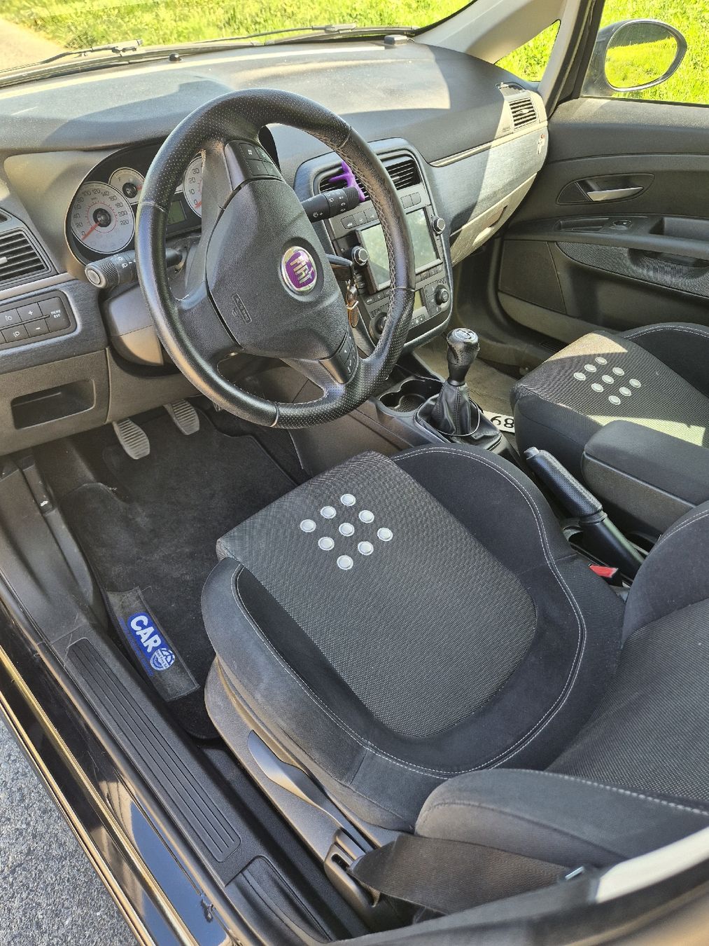 Fiat Autos: Fiât Punto 1.4 TJet – Gebraucht aus Renens VD von oluapban 8