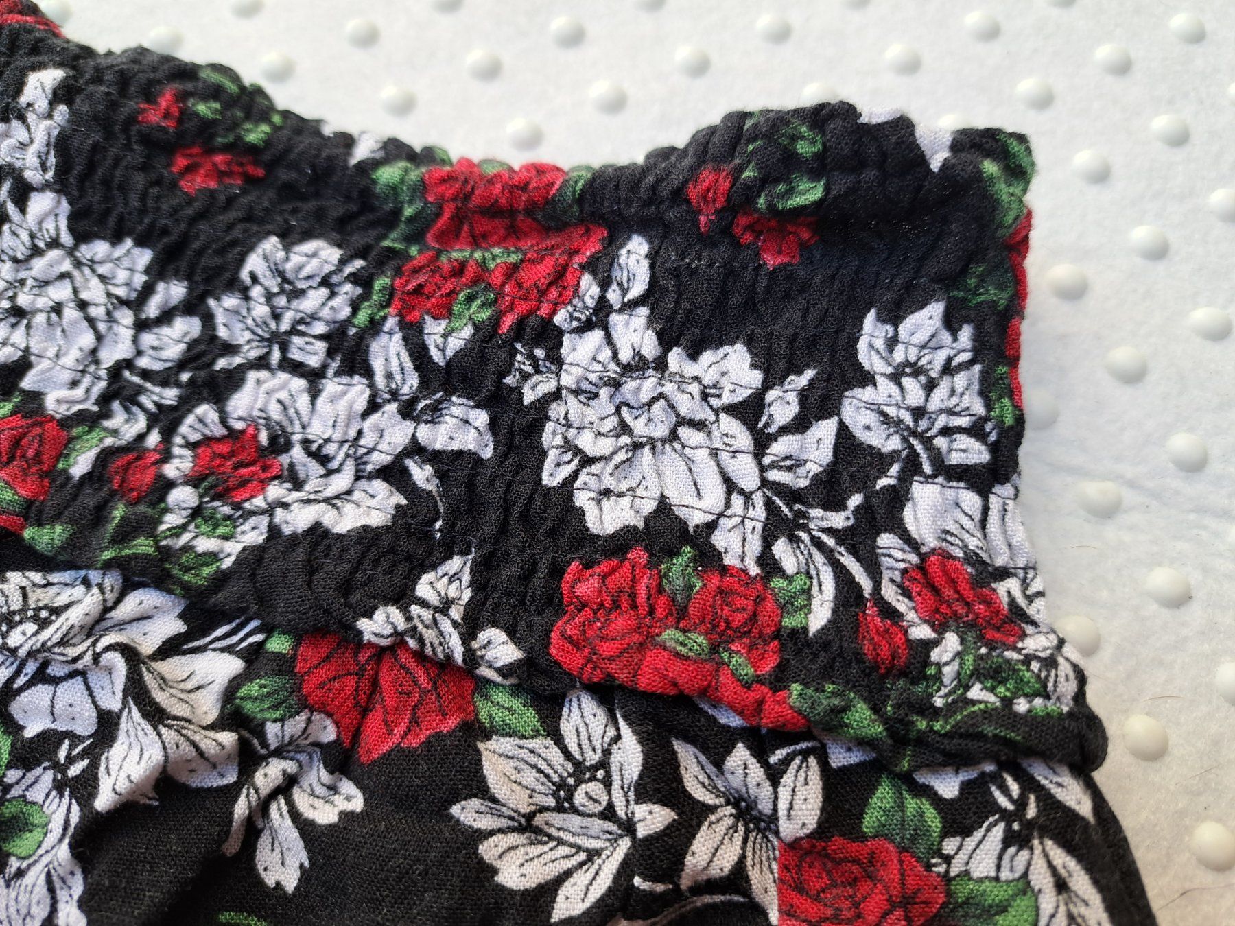 Pantaloni: Sommerliche Shorts mit Blumenmuster, Grösse 152 – Usato da Gysenstein venduto da joshuas81 2