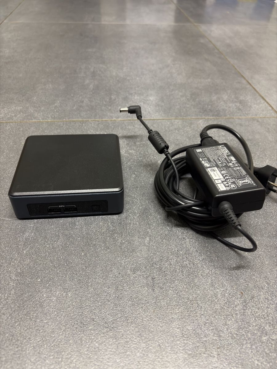 Intel PCs: Intel NUC NUC7i5DNK2E Mini PC mit Netzteil, gebraucht – Gebraucht aus Bünzen von Cozmo82