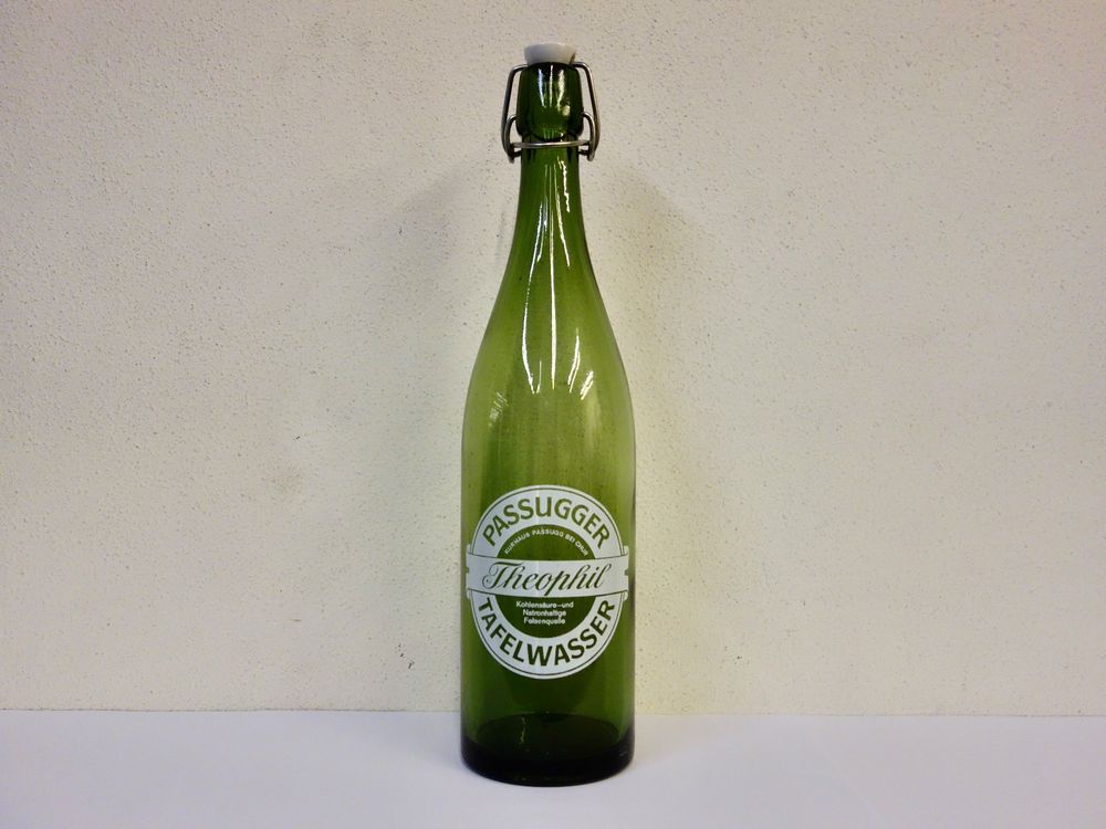 alte Flasche PASSUGGER TAFELWASSER MINERALQUELLE PASSUGG (Gebraucht) in ...