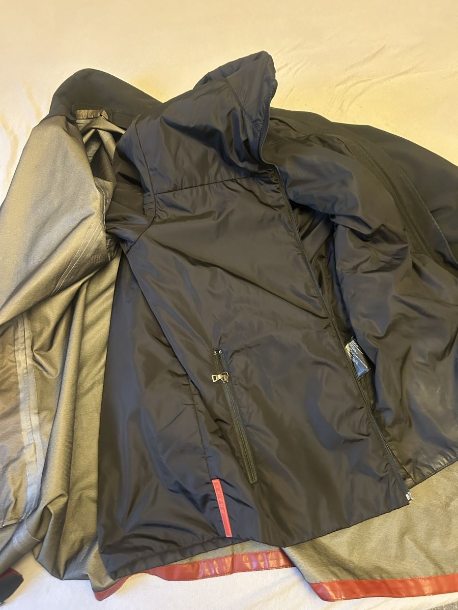 Prada Mäntel: Prada Mantel Vintage – Gebraucht aus Itingen von murmelis003 6