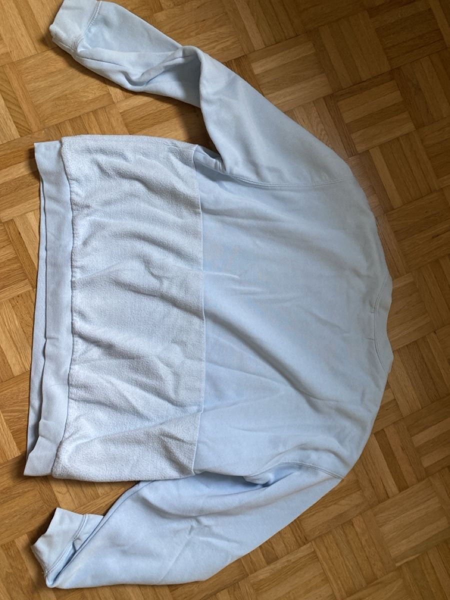 Pullover & Sweatshirts: Hellblauer Oversize Pulli – Gebraucht aus Zürich von lucille.s 1