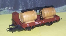 Lima H0 2821: Niederbordwagen mit 2 Weinfässern, DC