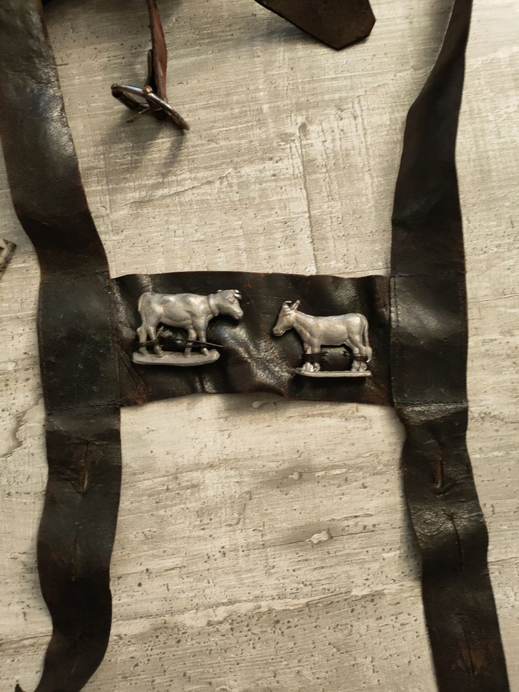 Kit bricolage: Leder-Konvolut Bastelmaterial – Usato da Gipf-Oberfrick venduto da minini 8