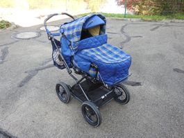 Kinderwagen mit Zubehör