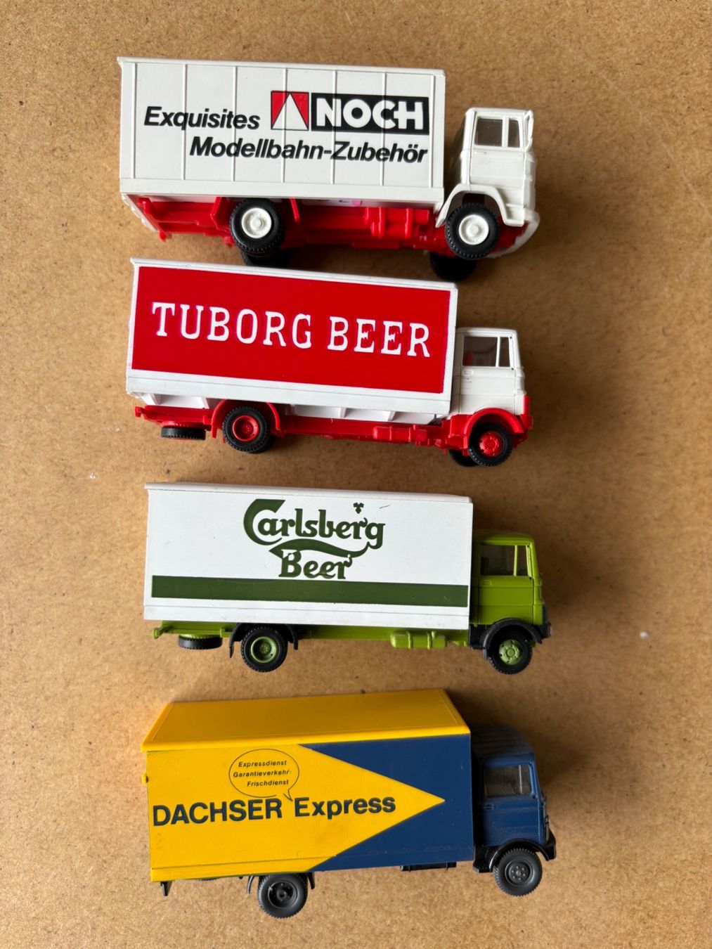 Modelleisenbahnen: 4x LKW Mercedes HO – Neu (gemäss Beschreibung) aus Hauterive NE von eriamch