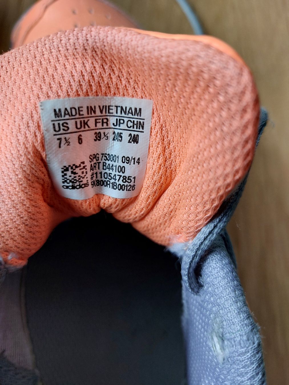 Adidas Scarpe da uomo: Adidas Turnschuhe Gr. 39.5 orange/grau – Usato da Frasnacht venduto da mar_dv5s 1